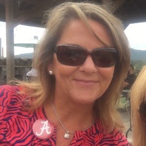 Meet your Posher, Catherine